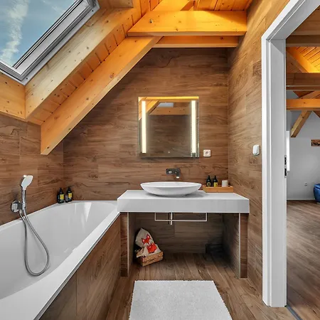 In Mountains With Sauna And Forest Views Βίλα *