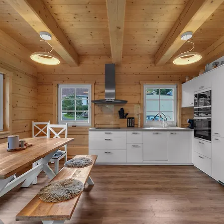 In Mountains With Sauna And Forest Views Βίλα *