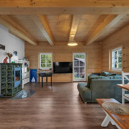 In Mountains With Sauna And Forest Views *